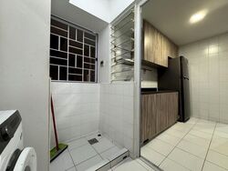 The Esparis (D18), Condominium #522554201
